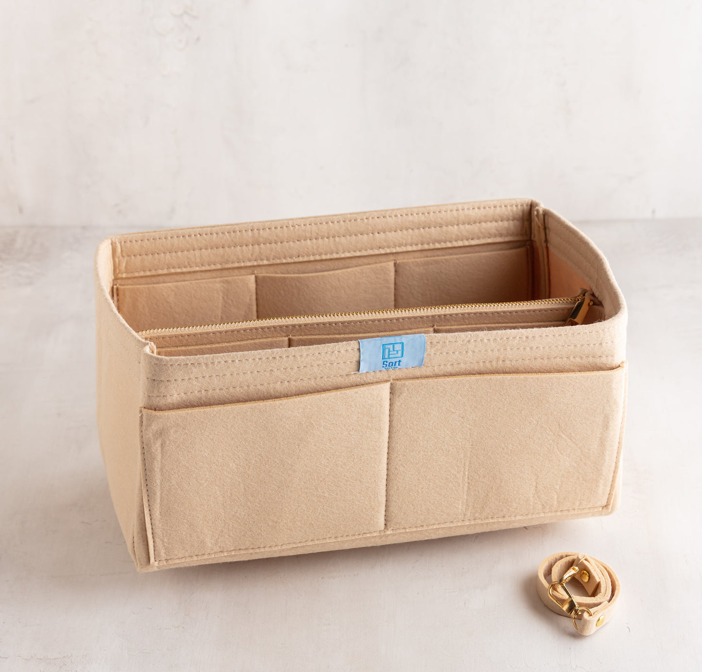 Bag organizer for 24/24 29