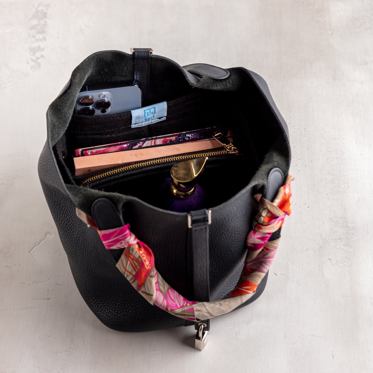 Bag organizer for Picotin 18